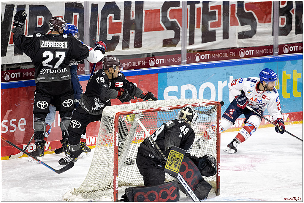 PENNY DEL;  Koelner Haie - Adler Mannheim; Koeln, 08.04.2021